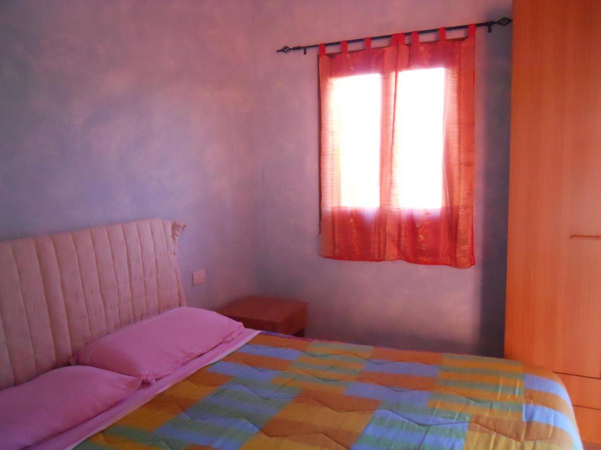 Agriturismo Su Nuratolu Villa Sagama Szoba fotó